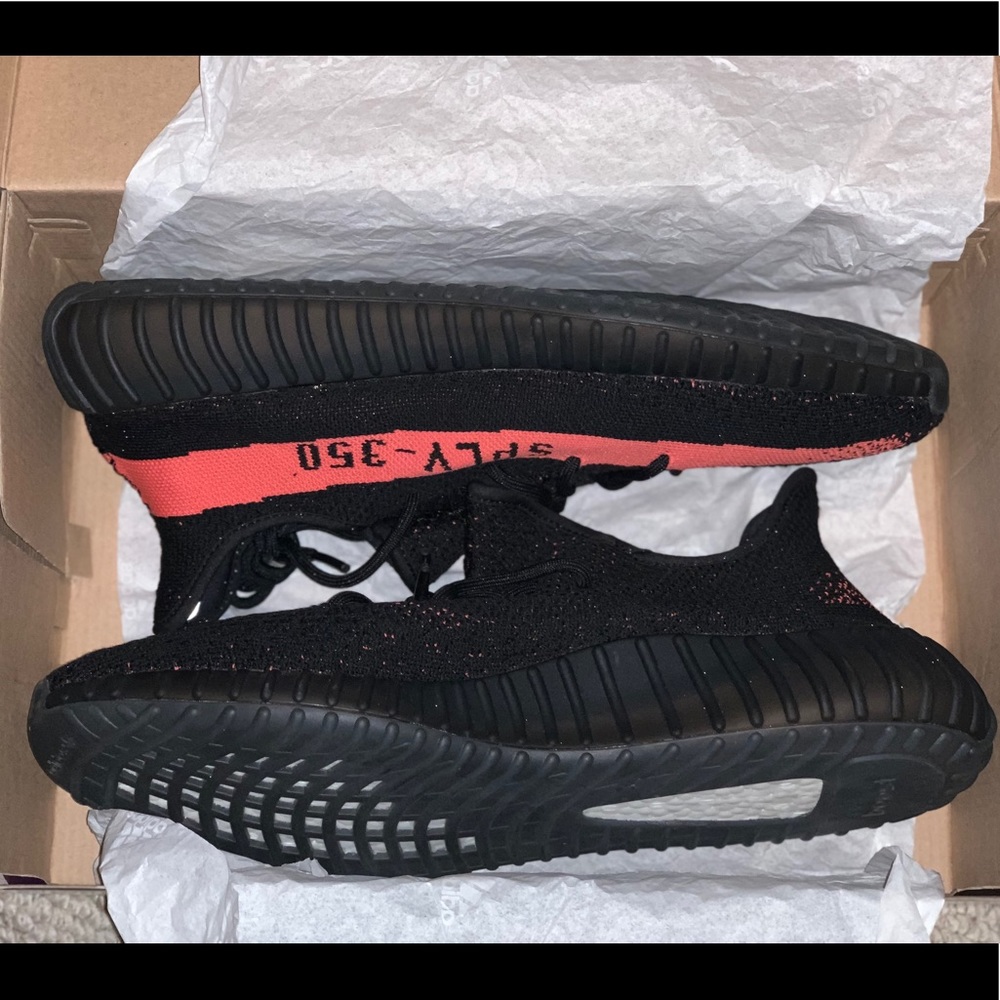 Yeezy boost 350 v2